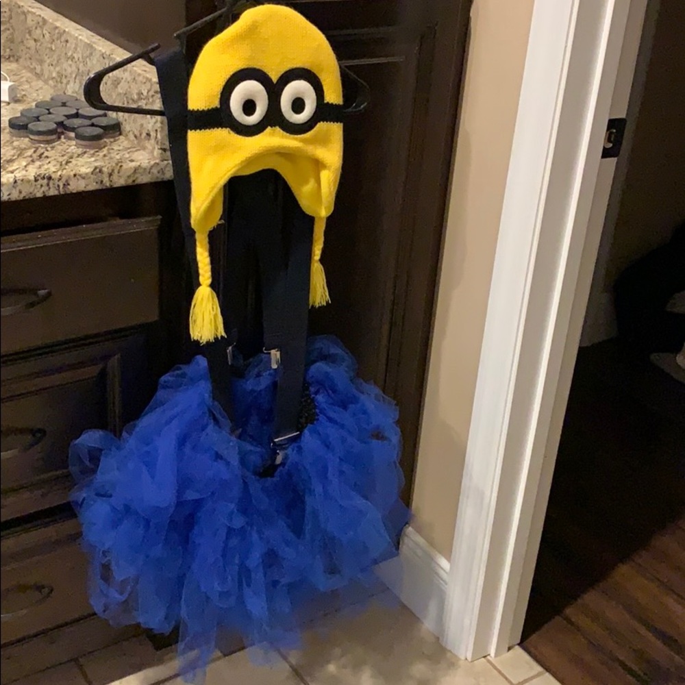 Minion costume